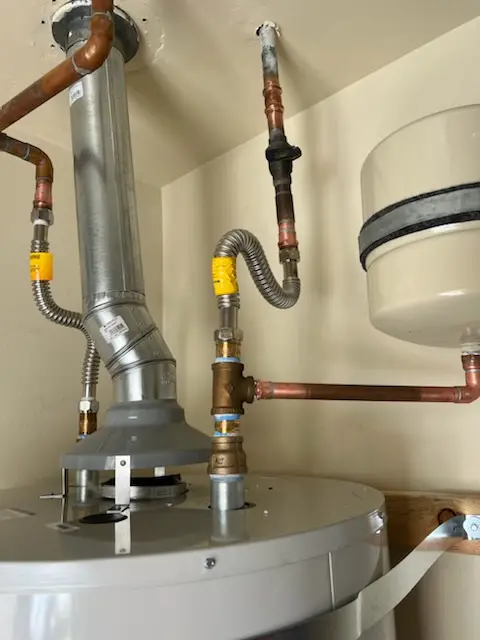 Water heater installation and plumbing repair in Creek Crossing Estates